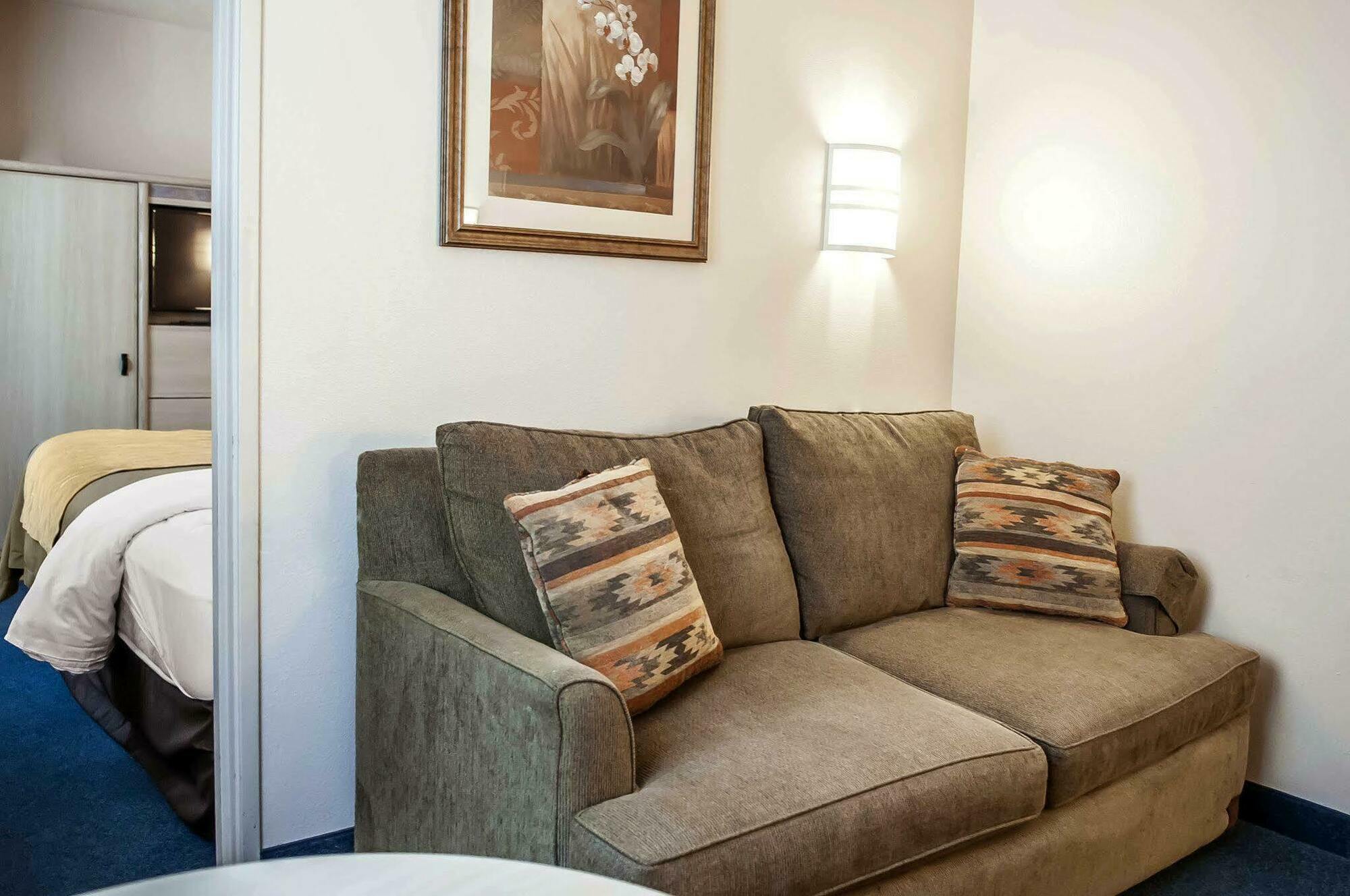 Moriarty Quality Inn מראה חיצוני תמונה